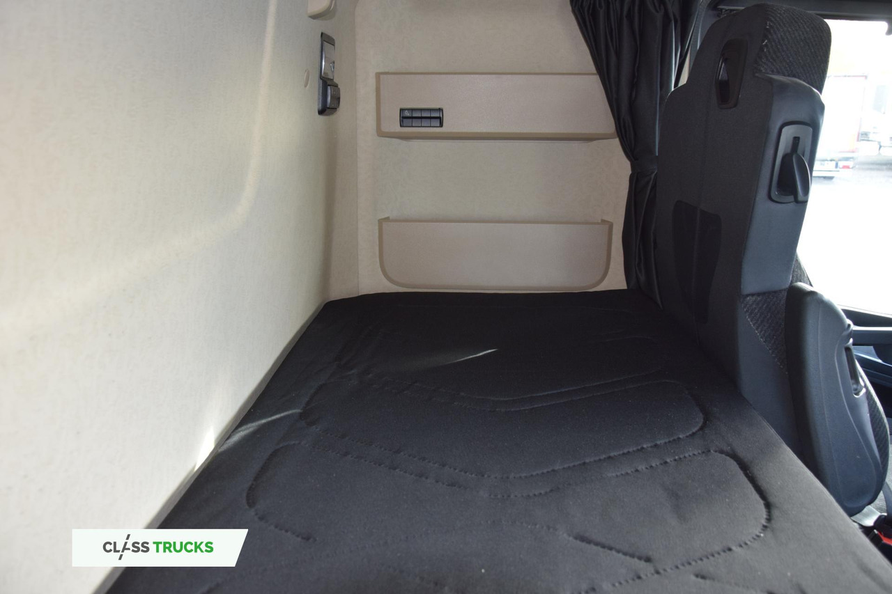 Tractor Mercedes-Benz Actros 5 1845 BigSpace Adaptive Cruise Control: foto 13 Tractor Mercedes-Benz Actros 5 1845 BigSpace Adaptive Cruise Control: foto 13