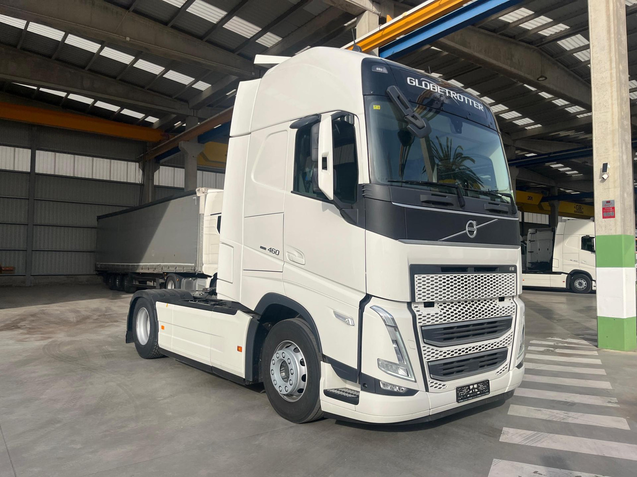 Volvo FH 460 Globetrotter XL i-Save I-ParkCool - Tractor: foto 2 Volvo FH 460 Globetrotter XL i-Save I-ParkCool - Tractor: foto 2