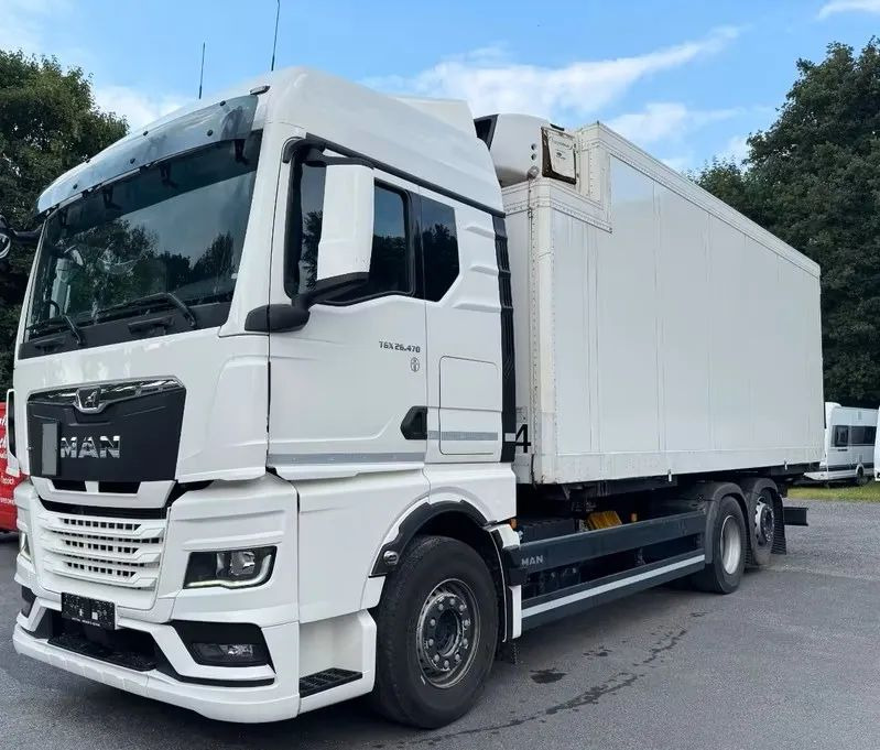 MAN TGX 26.470 – chłodnia / Automatyczna skrzynia / Euro 6c / Retarder /6x2 /Zawieszenie pneumatyczne - Camião frigorífico: foto 2 MAN TGX 26.470 – chłodnia / Automatyczna skrzynia / Euro 6c / Retarder /6x2 /Zawieszenie pneumatyczne - Camião frigorífico: foto 2