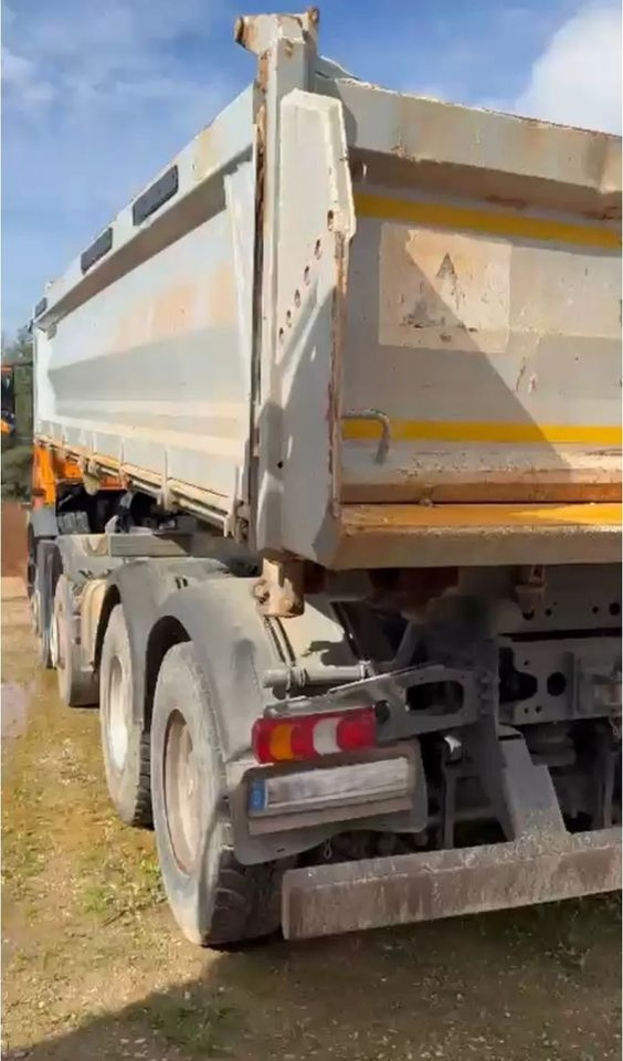 Mercedes-Benz AROCS 4143 8x4 | BORTMATIC - wywrotka trójstronna | Retarder |Zawieszenie na resorach | - Camião basculante: foto 3 Mercedes-Benz AROCS 4143 8x4 | BORTMATIC - wywrotka trójstronna | Retarder |Zawieszenie na resorach | - Camião basculante: foto 3