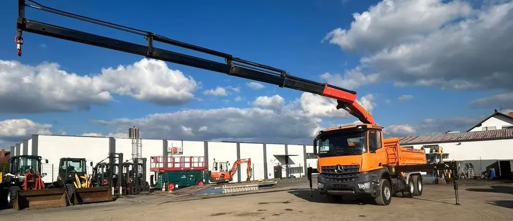 Camião basculante Mercedes-Benz Arocs 2648/3 – 3-stronny wywrotka Meiller / Żuraw Palfinger PK23002 / 2x BORDMATIK / Automatyczna: foto 14 Camião basculante Mercedes-Benz Arocs 2648/3 – 3-stronny wywrotka Meiller / Żuraw Palfinger PK23002 / 2x BORDMATIK / Automatyczna: foto 14