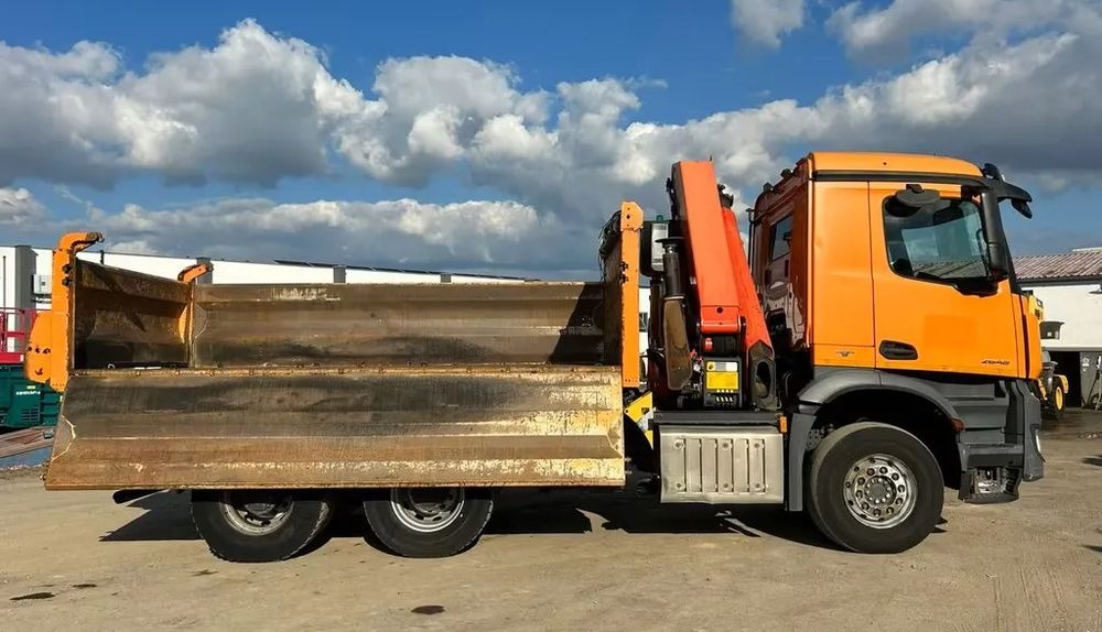 Camião basculante Mercedes-Benz Arocs 2648/3 – 3-stronny wywrotka Meiller / Żuraw Palfinger PK23002 / 2x BORDMATIK / Automatyczna: foto 9 Camião basculante Mercedes-Benz Arocs 2648/3 – 3-stronny wywrotka Meiller / Żuraw Palfinger PK23002 / 2x BORDMATIK / Automatyczna: foto 9