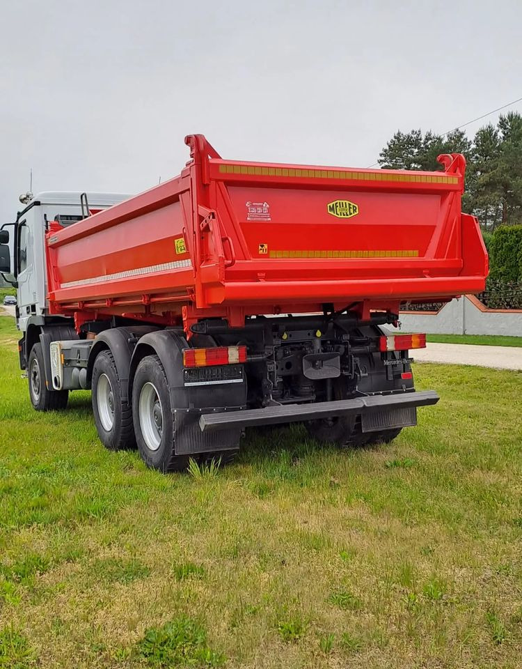 Mercedes-Benz Mercedes-Benz Actros 2644 K/ 6x4 / Meiller Retarder /Wywrotka/Euro 3 - Camião basculante: foto 3 Mercedes-Benz Mercedes-Benz Actros 2644 K/ 6x4 / Meiller Retarder /Wywrotka/Euro 3 - Camião basculante: foto 3