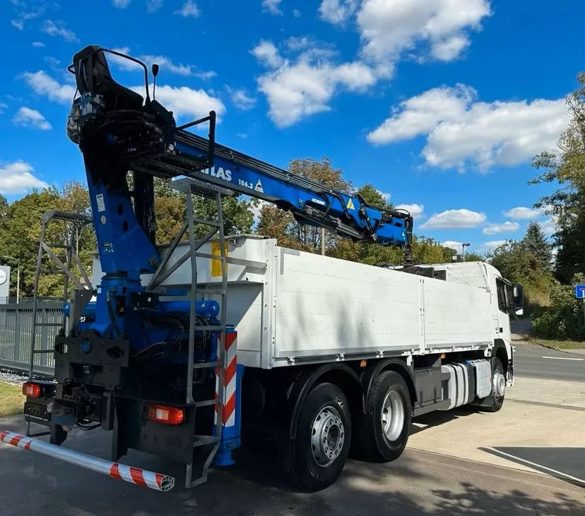 Volvo FM420 6x2 z zabudową budowlaną / oś podnoszona i skrętna / HDS Atlas / Euro 6 / 238 000 km - Camião de caixa aberta/ Plataforma, Camião grua: foto 4 Volvo FM420 6x2 z zabudową budowlaną / oś podnoszona i skrętna / HDS Atlas / Euro 6 / 238 000 km - Camião de caixa aberta/ Plataforma, Camião grua: foto 4