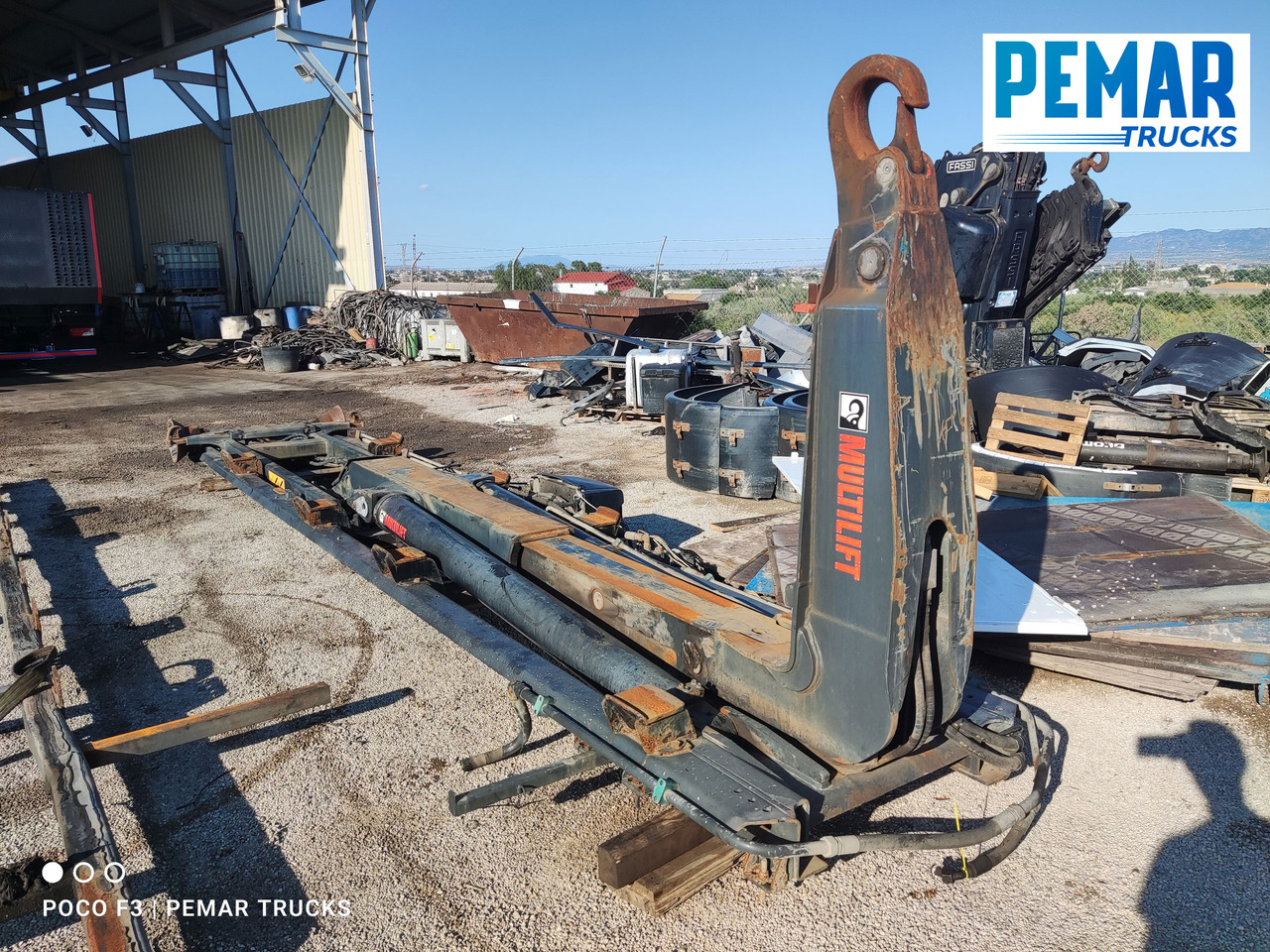 HIAB MULTILIFT HOOKLIFT 21T BRAZO ARTICULADO - Ferramenta/ Equipamento: foto 1 HIAB MULTILIFT HOOKLIFT 21T BRAZO ARTICULADO - Ferramenta/ Equipamento: foto 1