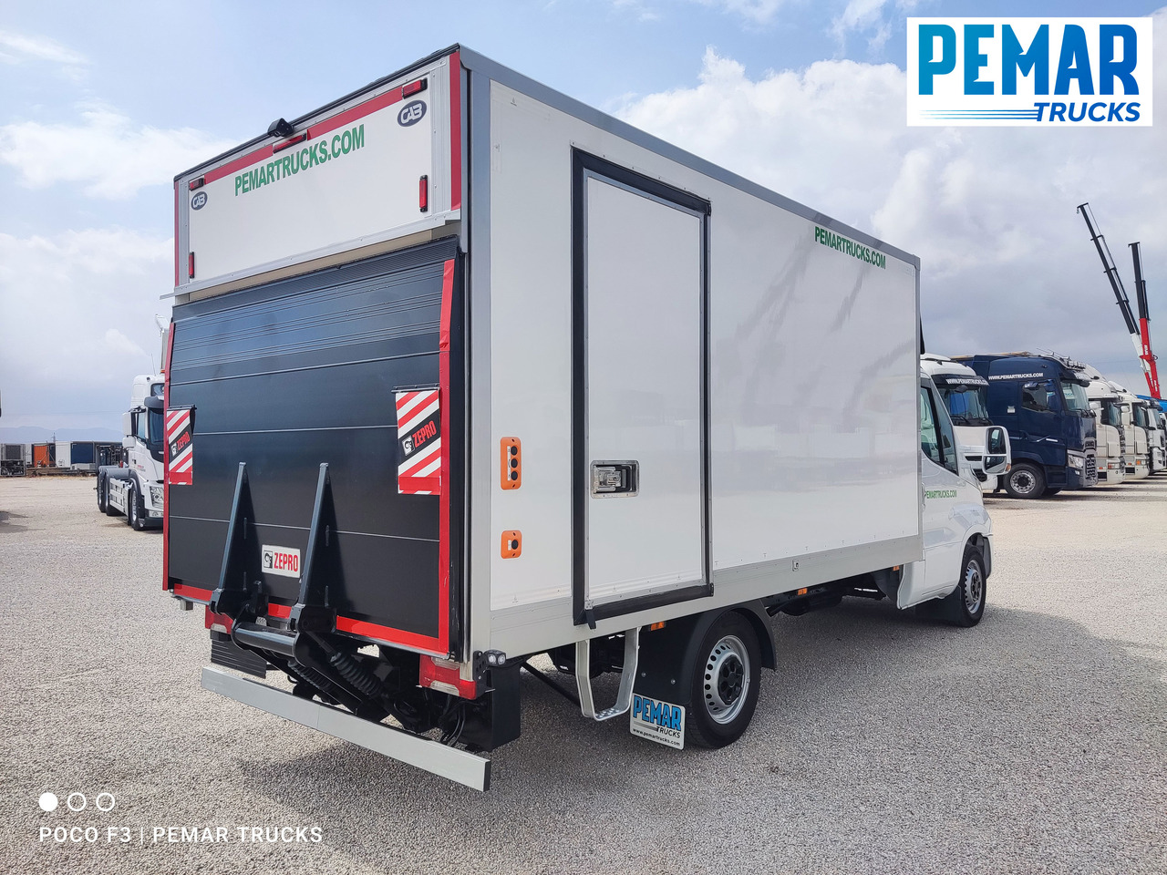 IVECO DAILY 2.3 CAJA CERRADA 135 CV - Carrinha de contentor: foto 5 IVECO DAILY 2.3 CAJA CERRADA 135 CV - Carrinha de contentor: foto 5