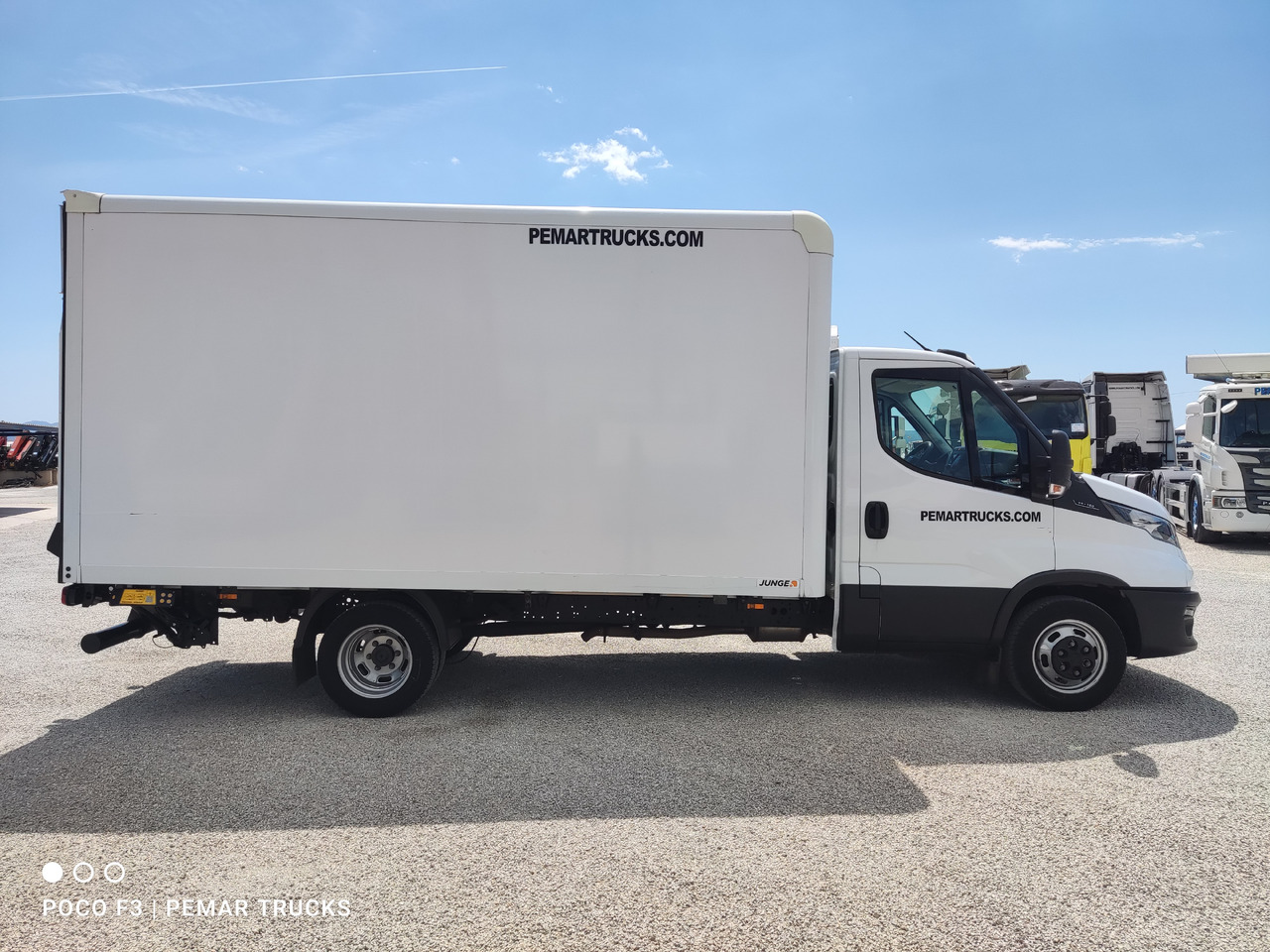 IVECO DAILY 35C16 - Furgão: foto 4 IVECO DAILY 35C16 - Furgão: foto 4
