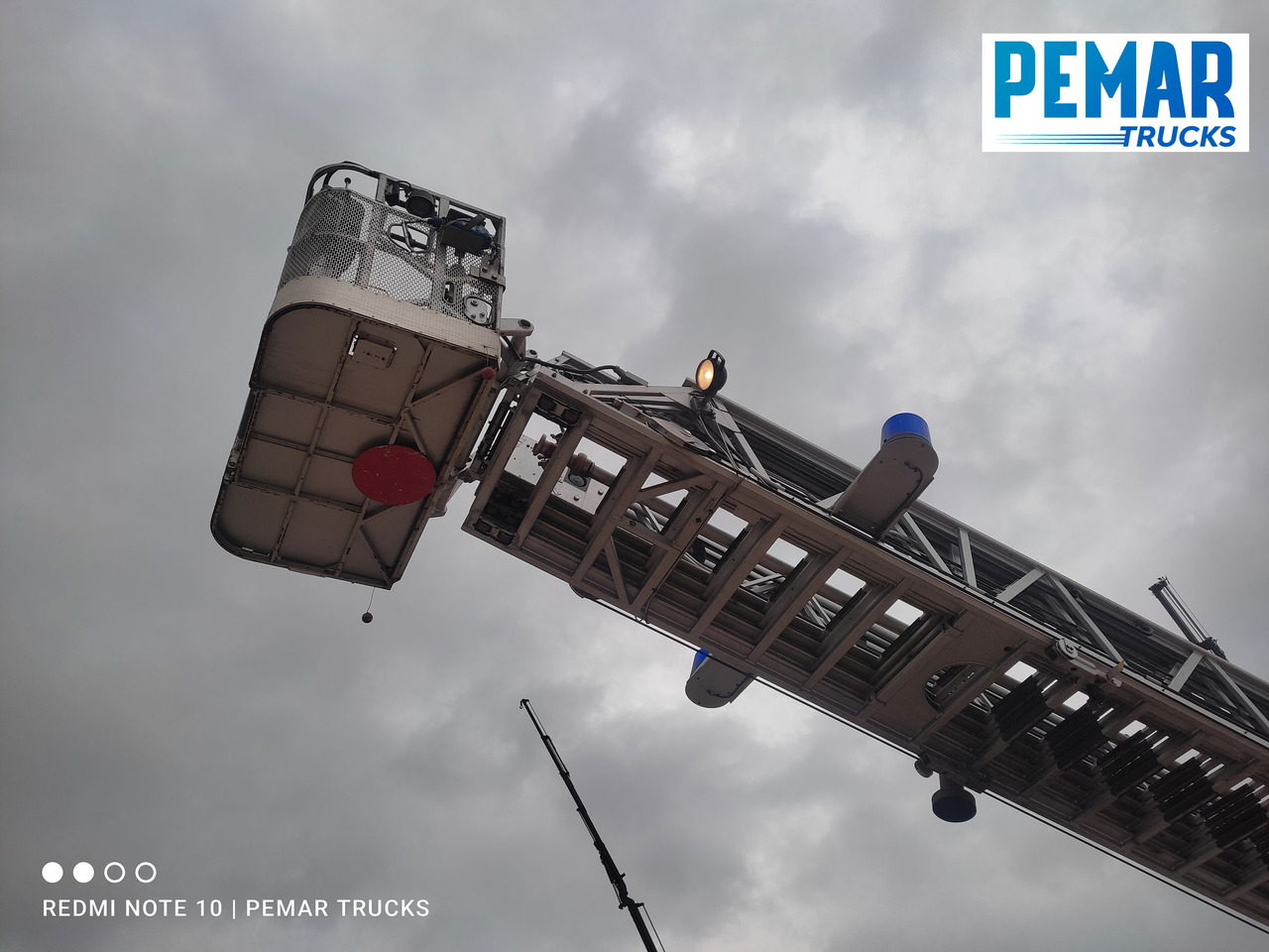 Carro de bombeiro SCANIA G93 250 ESCALERA BOMBEROS: foto 35