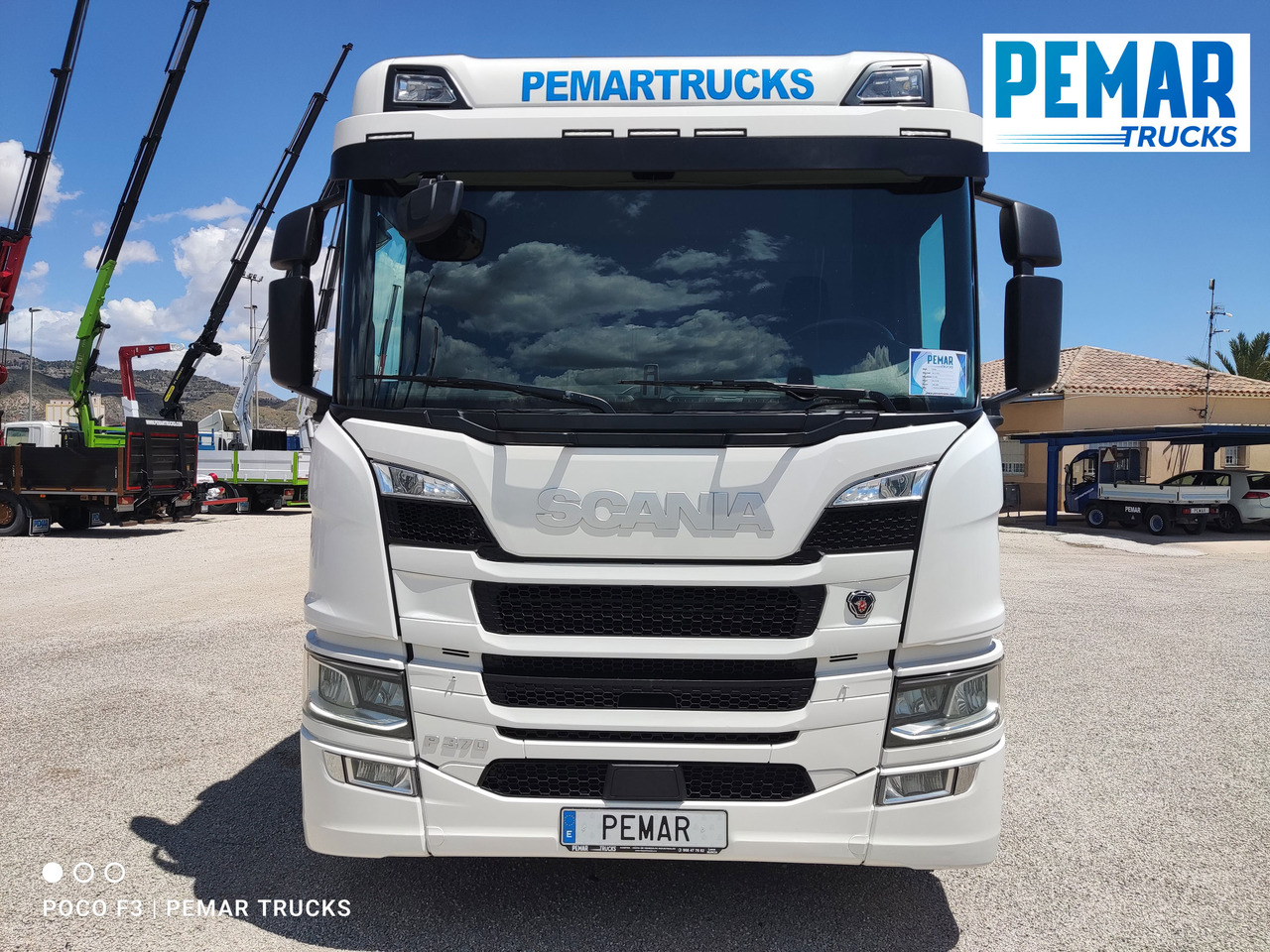 SCANIA P 370 4X2 GRUA CAJA FIJA - Camião de caixa aberta/ Plataforma, Camião grua: foto 3 SCANIA P 370 4X2 GRUA CAJA FIJA - Camião de caixa aberta/ Plataforma, Camião grua: foto 3
