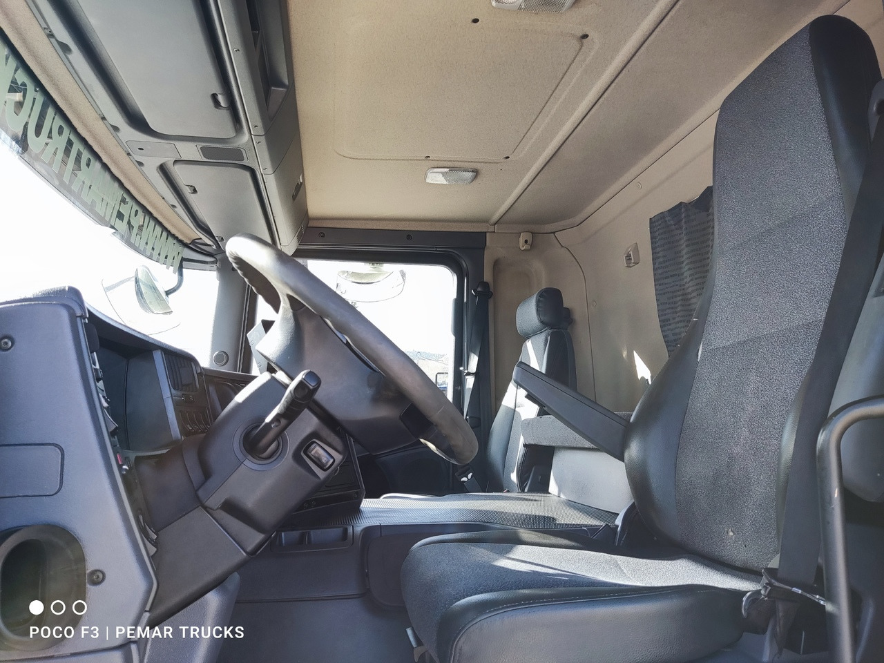 Fotografia de interior 1: Locação financeira de SCANIA P 420 6X2 GRUA CAJA FIJA SCANIA P 420 6X2 GRUA CAJA FIJA Fotografia de interior 1: Locação financeira de SCANIA P 420 6X2 GRUA CAJA FIJA SCANIA P 420 6X2 GRUA CAJA FIJA