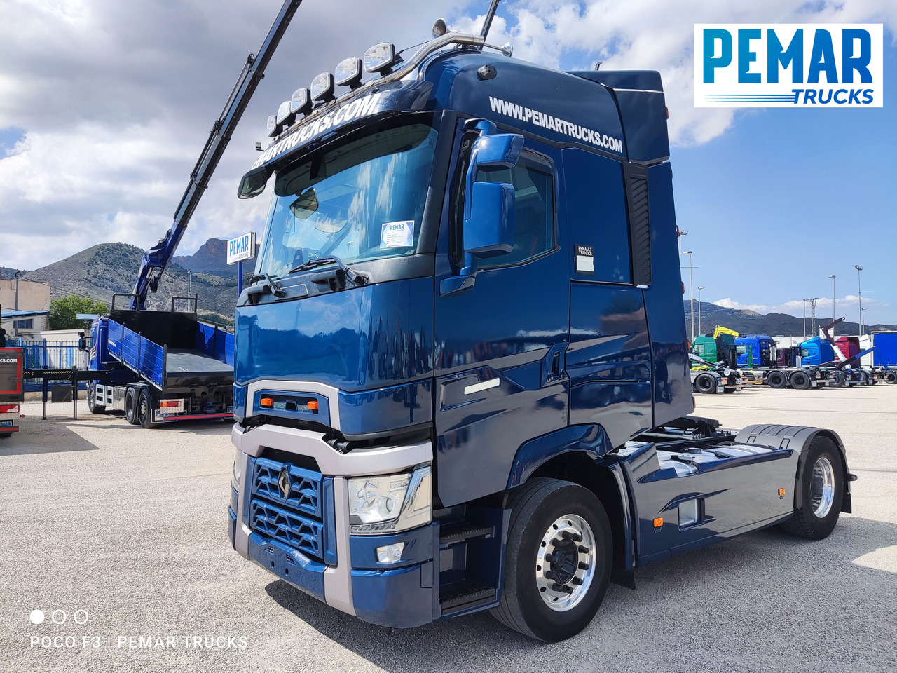 RENAULT T 520 HIGH COMFORT EURO 6 - Tractor: foto 1 RENAULT T 520 HIGH COMFORT EURO 6 - Tractor: foto 1