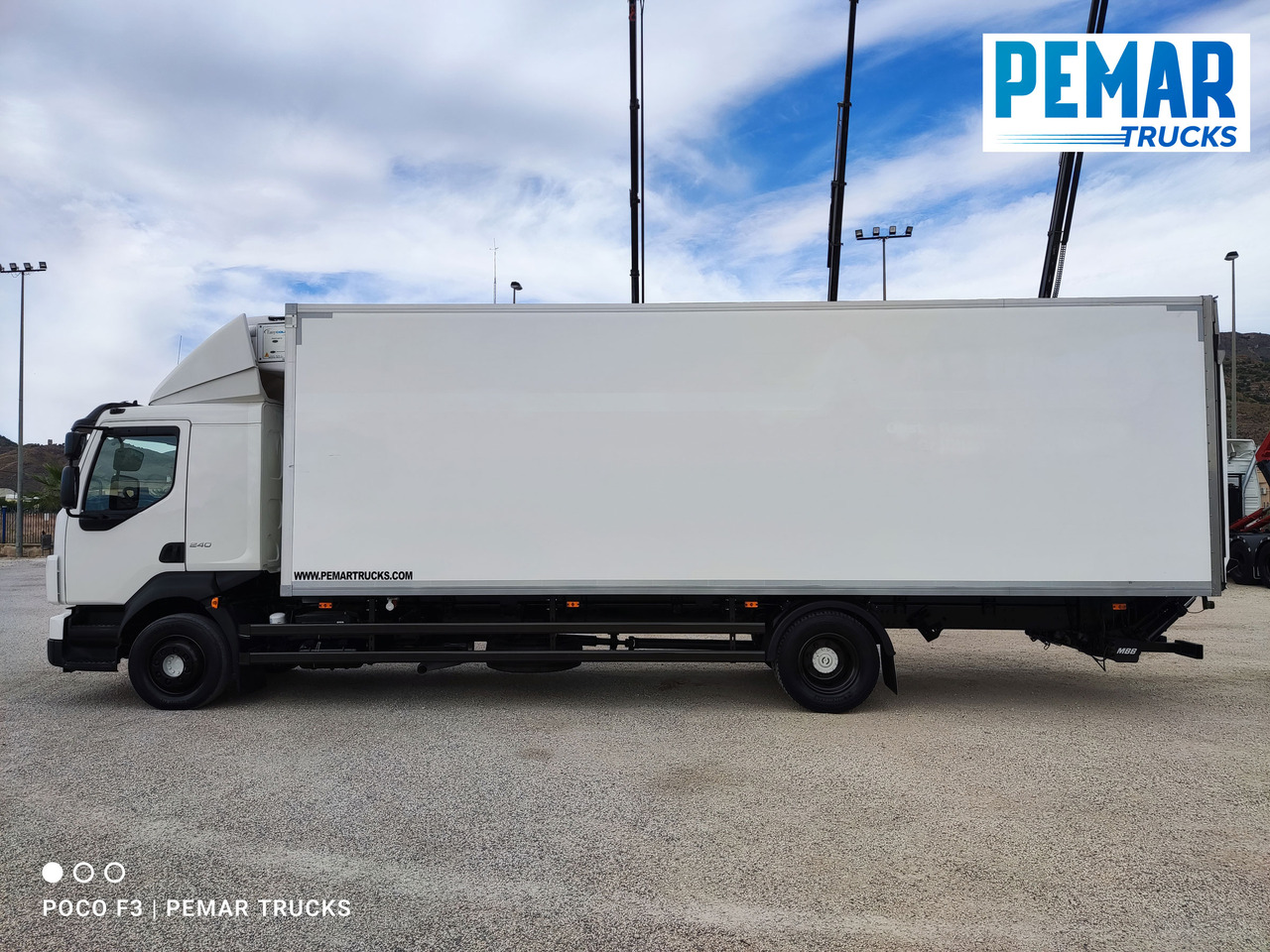 Camião frigorífico VOLVO FL 240 FRIGORIFICO 14T: foto 8 Camião frigorífico VOLVO FL 240 FRIGORIFICO 14T: foto 8