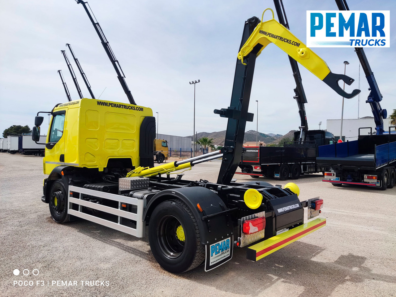 Camião transportador de contêineres/ Caixa móvel VOLVO FL 290 MULTILIFT 18T: foto 6