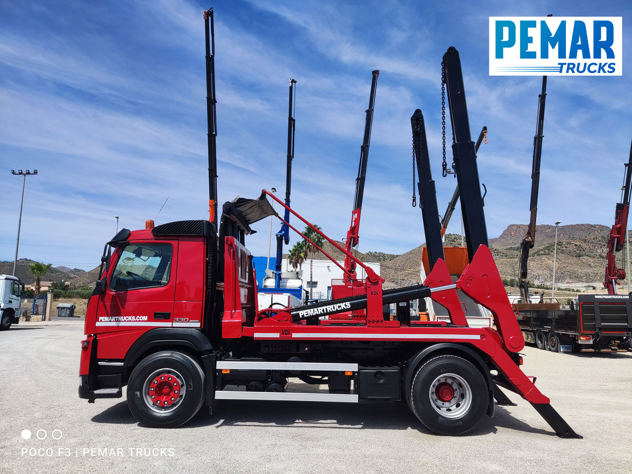 VOLVO FM 330 PORTACONTENEDOR CADENAS 18T - Camião multibenne: foto 4 VOLVO FM 330 PORTACONTENEDOR CADENAS 18T - Camião multibenne: foto 4