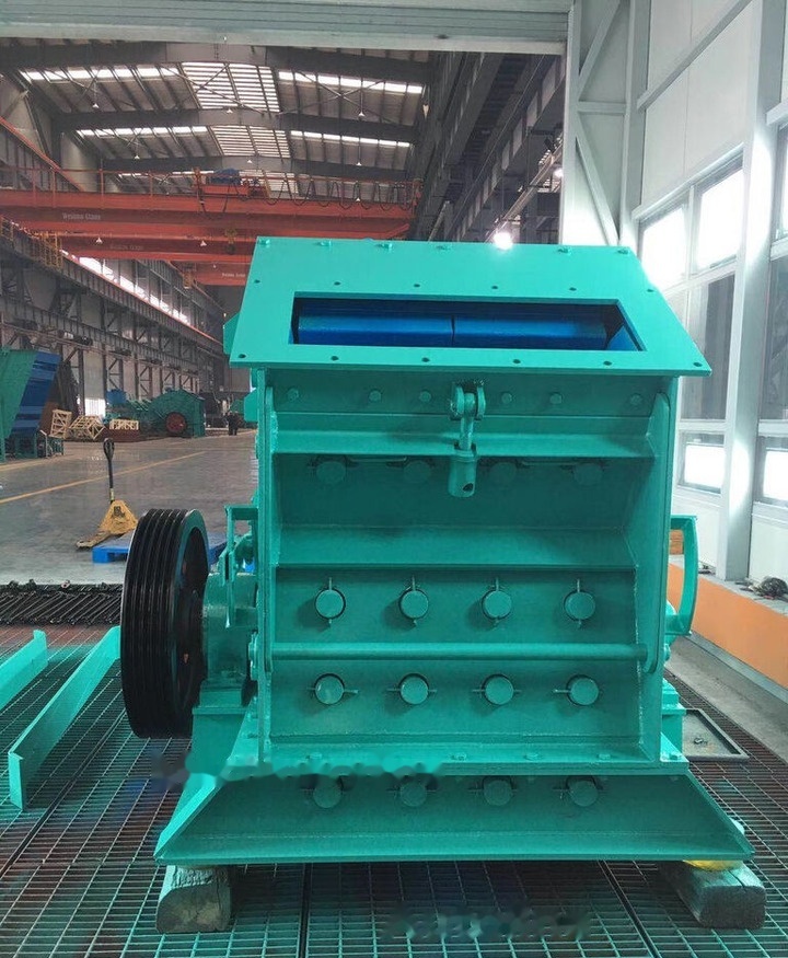 Hazemag KHSI-1010 HSI Crusher - Britador de impacto: foto 2 Hazemag KHSI-1010 HSI Crusher - Britador de impacto: foto 2