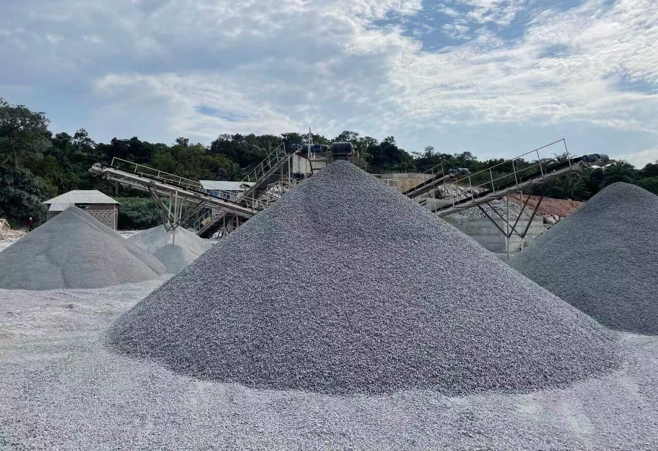 Britador de cone novo Kinglink 150-250TPH Granite Stone Rock Crushing Plant: foto 7