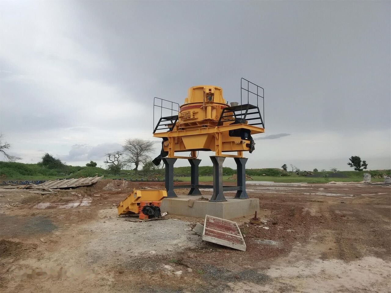 Kinglink 250-300 TPH Stationary Basalt Stone Crushing Plant - Britador: foto 2 Kinglink 250-300 TPH Stationary Basalt Stone Crushing Plant - Britador: foto 2