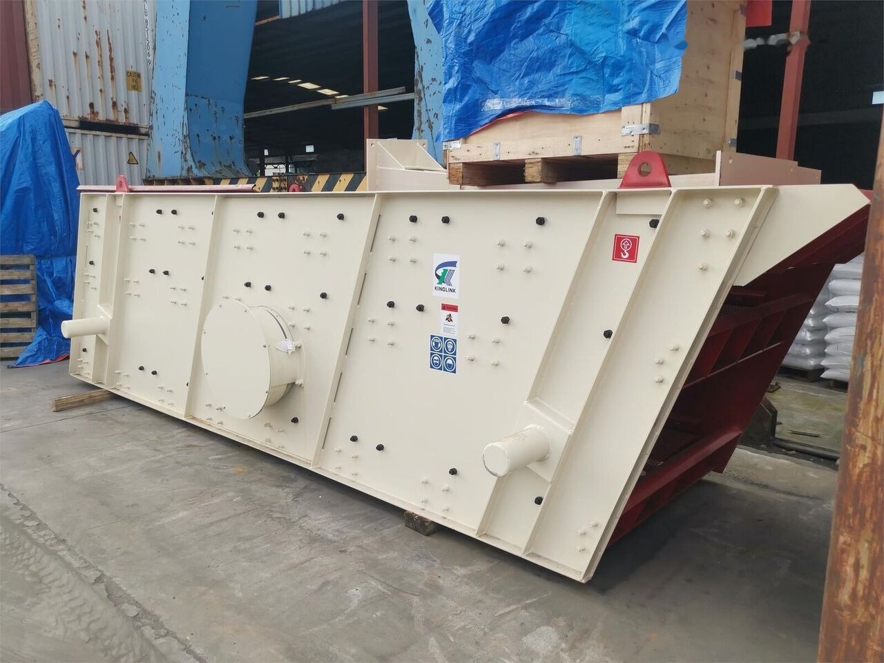 Kinglink 3YK1548 Vibrating Grizzly Screen | 100TPH - Peneira vibratória: foto 1 Kinglink 3YK1548 Vibrating Grizzly Screen | 100TPH - Peneira vibratória: foto 1