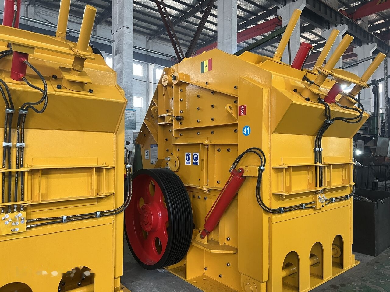 Kinglink KPF1416 Limestone Impact Crusher - Britador de impacto: foto 4 Kinglink KPF1416 Limestone Impact Crusher - Britador de impacto: foto 4