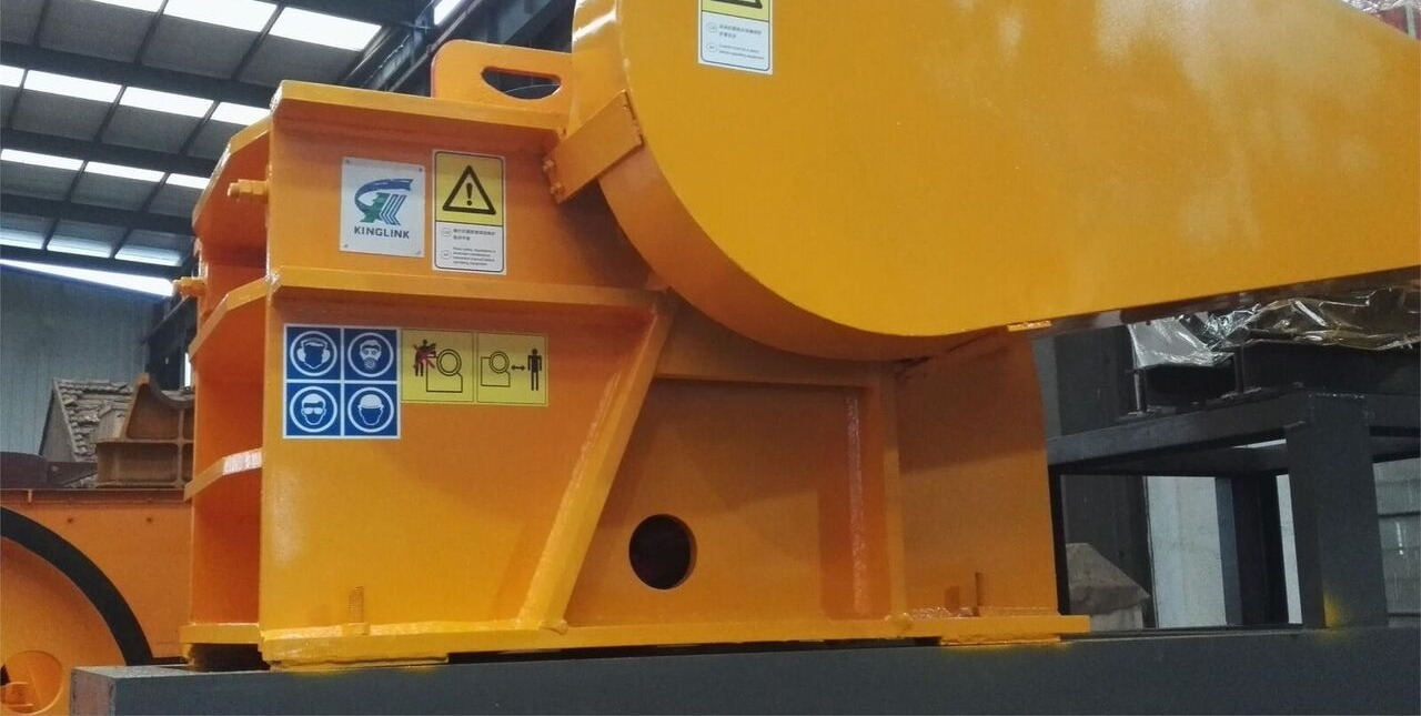Kinglink PE250x400 Diesel Engine Skid Frame Jaw Crusher 10x16 - Britador de mandíbula: foto 4 Kinglink PE250x400 Diesel Engine Skid Frame Jaw Crusher 10x16 - Britador de mandíbula: foto 4
