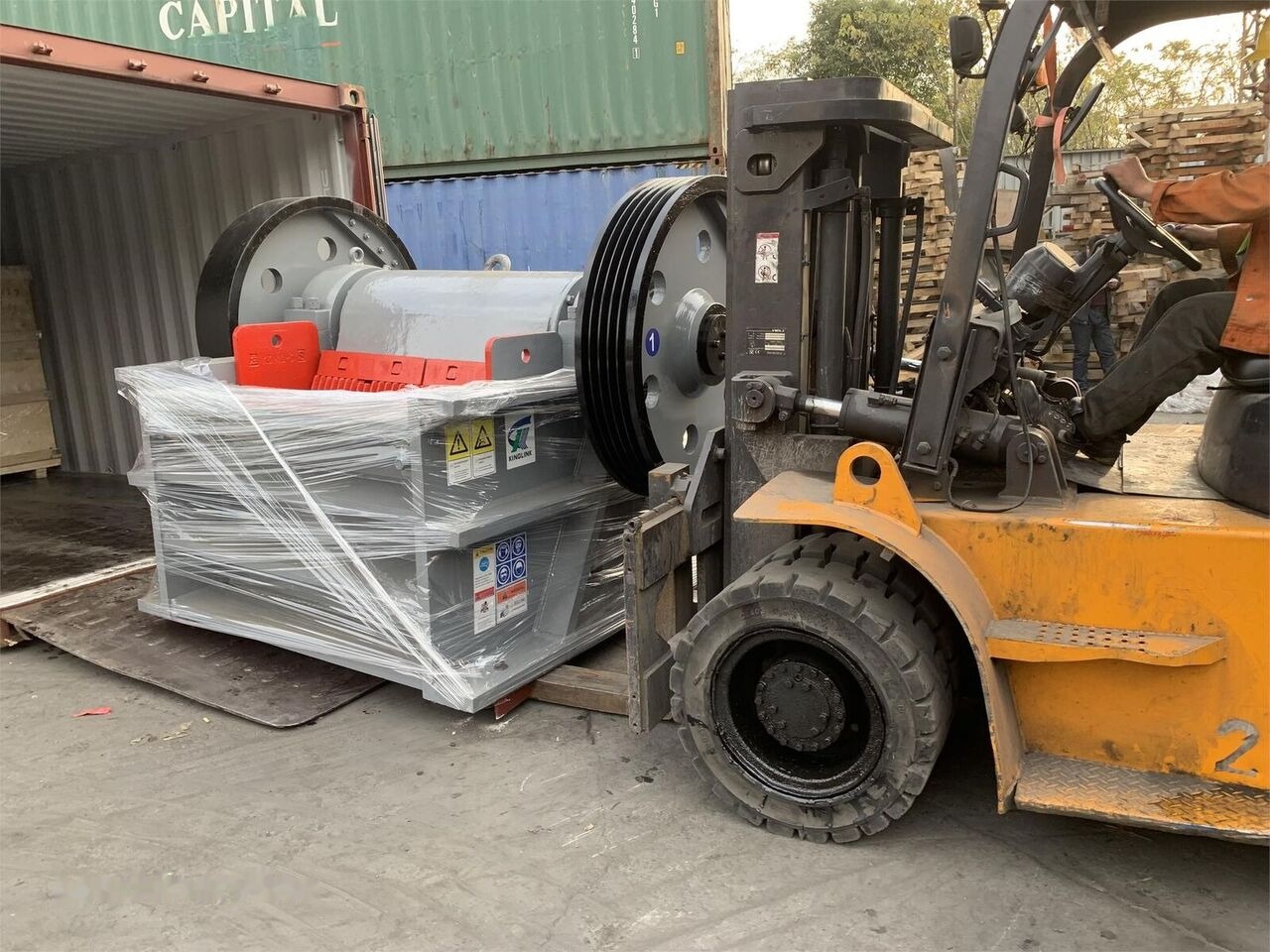 Kinglink PEX1251 Fine Jaw Crusher | Bauxite / Alumina - Britador de mandíbula: foto 3 Kinglink PEX1251 Fine Jaw Crusher | Bauxite / Alumina - Britador de mandíbula: foto 3