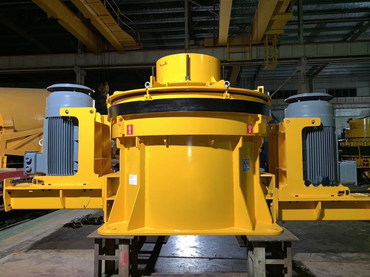 Kinglink Trio Type TV Series TV95 Vertical Shaft Impactor (VSI) - Britador: foto 1 Kinglink Trio Type TV Series TV95 Vertical Shaft Impactor (VSI) - Britador: foto 1