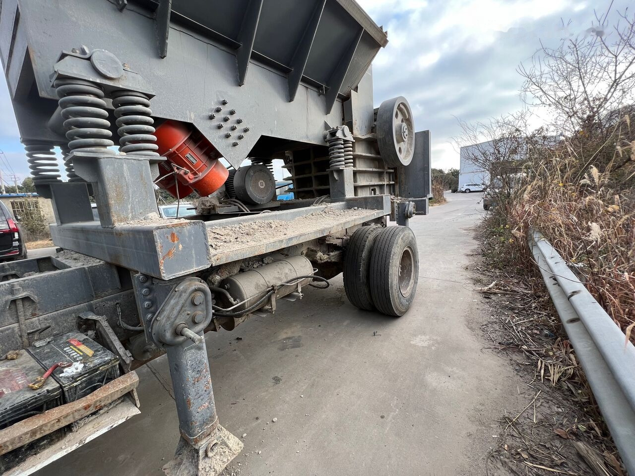 Kinglink Truck Mounted Vibrating Feeder and Jaw Crusher | Quarry | Concre - Britador de mandíbula: foto 2 Kinglink Truck Mounted Vibrating Feeder and Jaw Crusher | Quarry | Concre - Britador de mandíbula: foto 2