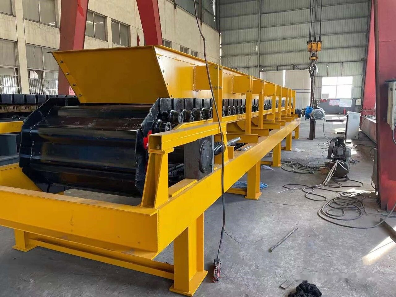 Kinglink WBW120 large capacity Apron Feeder | Gold Ore - Máquina de mineração: foto 5 Kinglink WBW120 large capacity Apron Feeder | Gold Ore - Máquina de mineração: foto 5