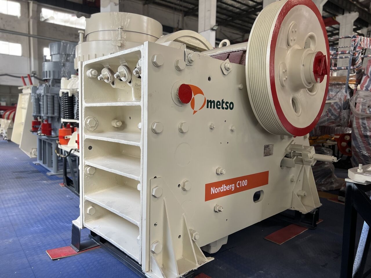 Nordberg Mesto C100 Jaw Crusher - Britador de mandíbula: foto 2 Nordberg Mesto C100 Jaw Crusher - Britador de mandíbula: foto 2