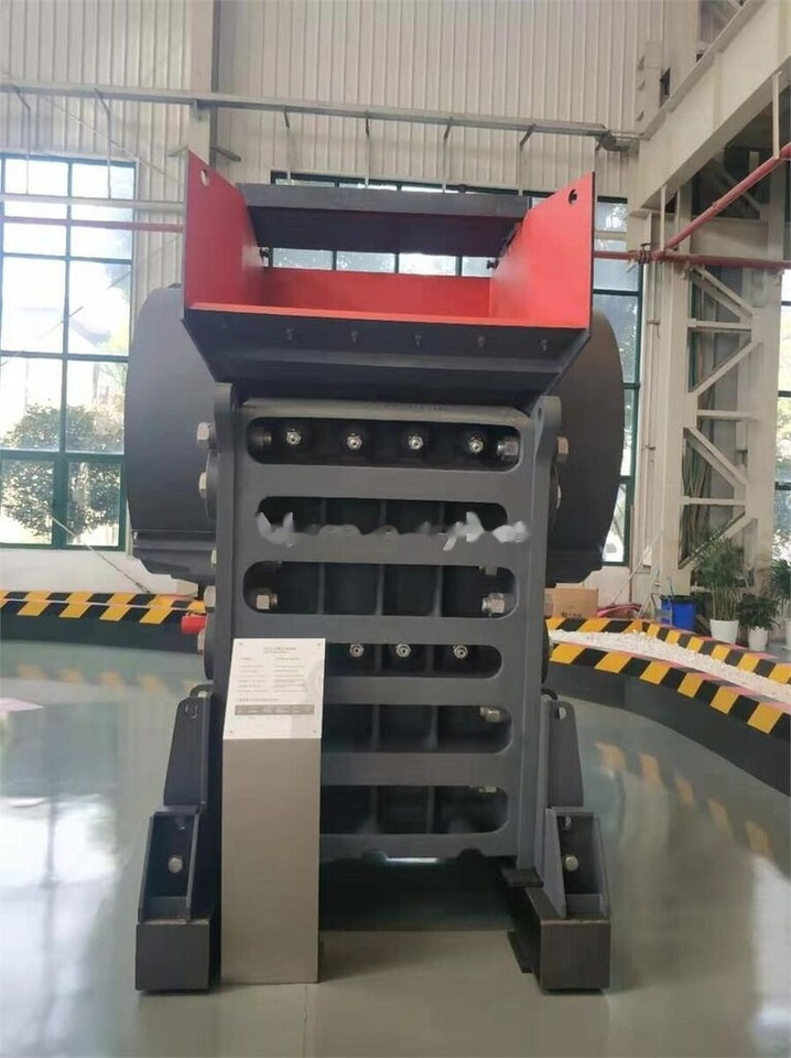 SHANGHAI SHIBANG C6X145 - Britador de mandíbula: foto 4 SHANGHAI SHIBANG C6X145 - Britador de mandíbula: foto 4
