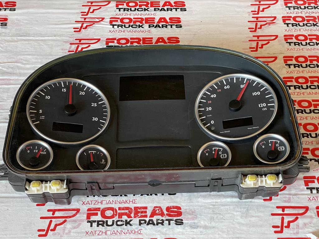 MAN TGA - 81.27202-6235 - Painel de instrumentos para Camião: foto 1 MAN TGA - 81.27202-6235 - Painel de instrumentos para Camião: foto 1