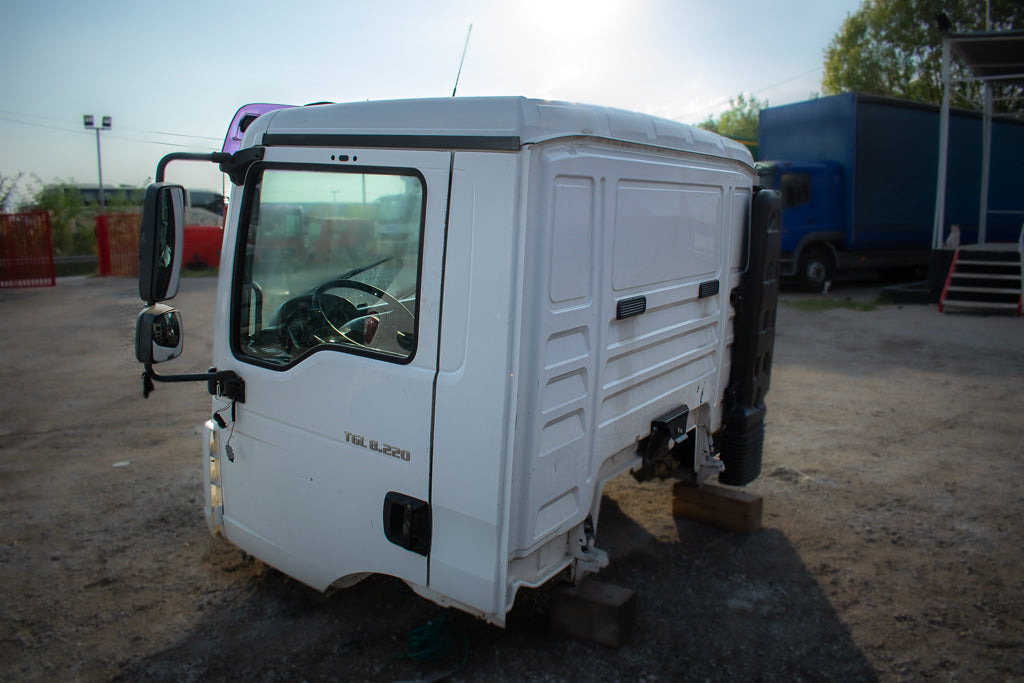 MAN TGL 8.220 - Cabine para Camião: foto 4 MAN TGL 8.220 - Cabine para Camião: foto 4