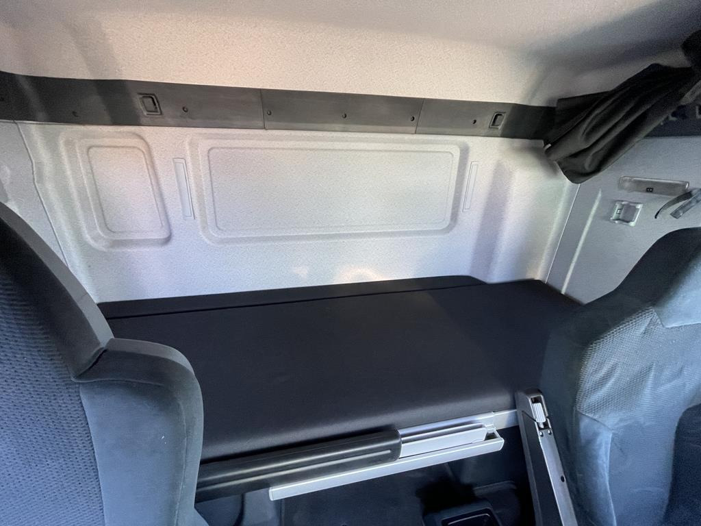 Cabine para Camião MAN TGM DOUBLE CABIN 2011: foto 11 Cabine para Camião MAN TGM DOUBLE CABIN 2011: foto 11