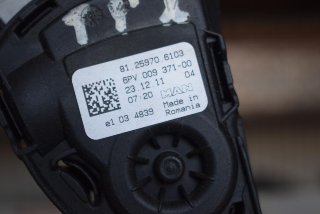 MAN TGX - Pedal para Camião: foto 3 MAN TGX - Pedal para Camião: foto 3