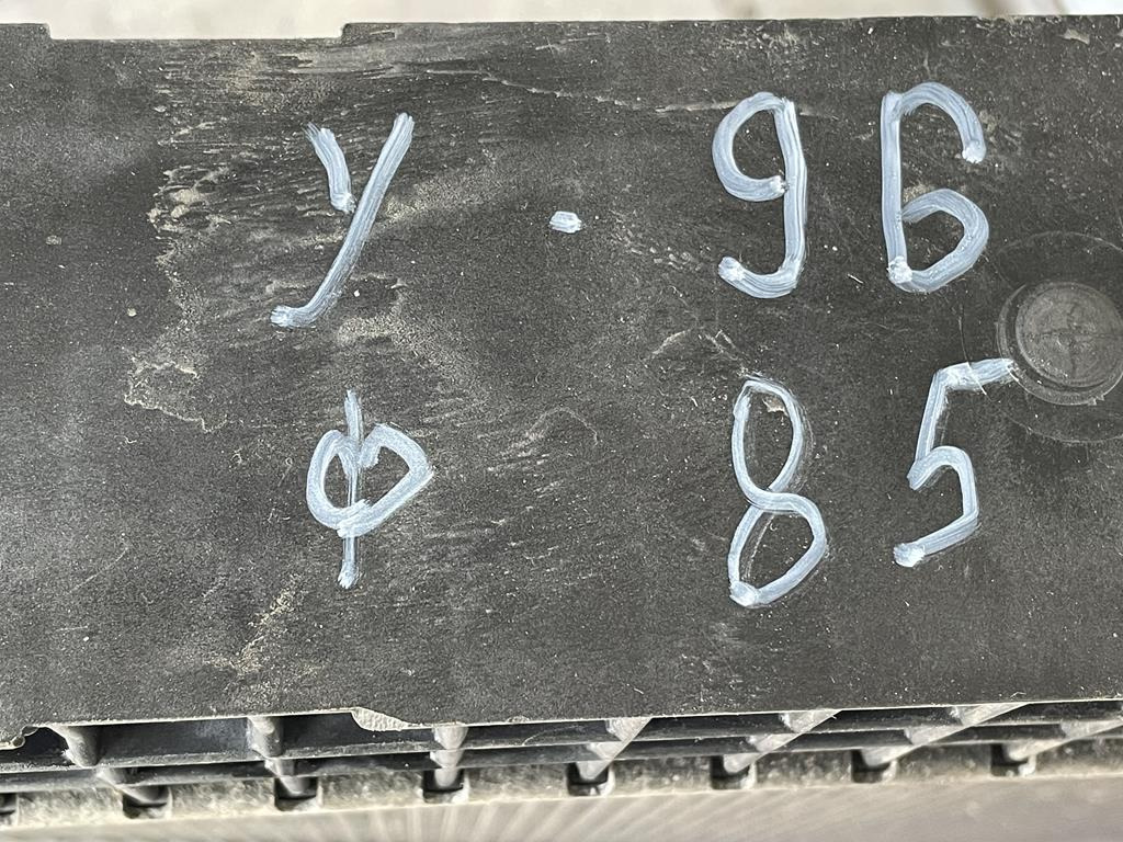 MERCEDES-BENZ ACTROS - A 942 500 31 03 - Radiador para Camião: foto 3 MERCEDES-BENZ ACTROS - A 942 500 31 03 - Radiador para Camião: foto 3