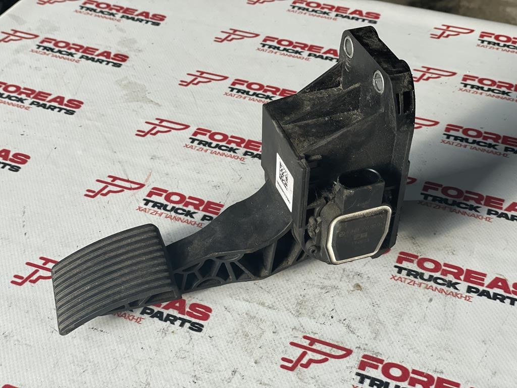 MERCEDES-BENZ ACTROS MP4 - A 9603000004 - Pedal para Camião: foto 2 MERCEDES-BENZ ACTROS MP4 - A 9603000004 - Pedal para Camião: foto 2