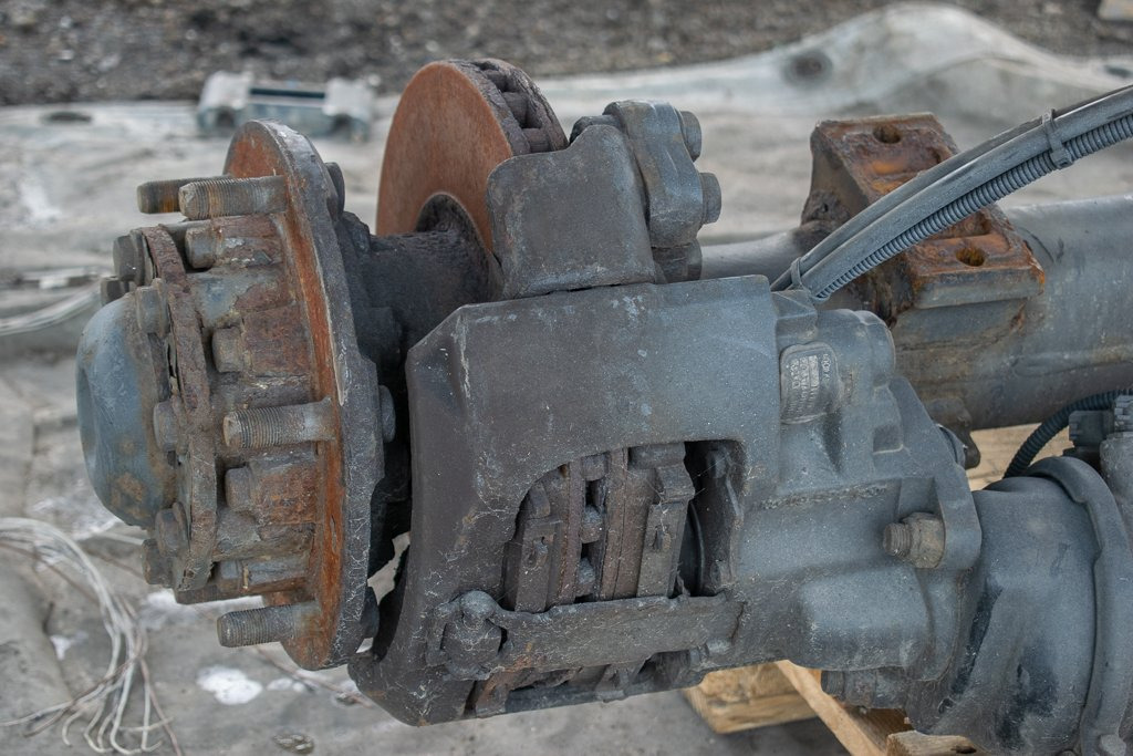 MERCEDES-BENZ ATEGO - 6HOLE - DRIVER - Pinça de freio para Camião: foto 1 MERCEDES-BENZ ATEGO - 6HOLE - DRIVER - Pinça de freio para Camião: foto 1