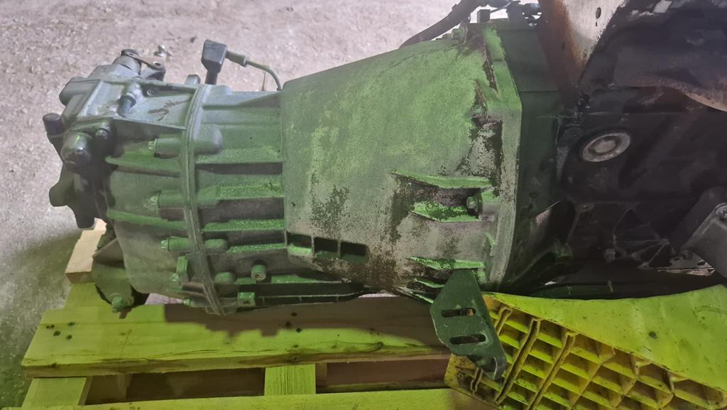 MERCEDES-BENZ SPRINTER G32-5 - 711.620 - Caixa de velocidade para Camião: foto 1 MERCEDES-BENZ SPRINTER G32-5 - 711.620 - Caixa de velocidade para Camião: foto 1