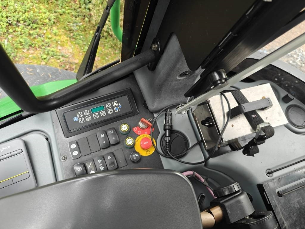 Harvester John Deere 1270 G: foto 21 Harvester John Deere 1270 G: foto 21
