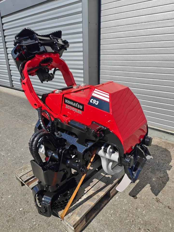 Komatsu C 93 - Cabeçote direcional: foto 1 Komatsu C 93 - Cabeçote direcional: foto 1