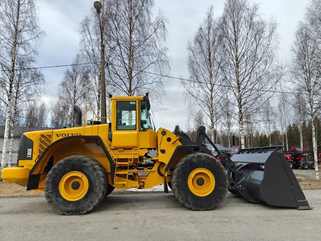 Pá carregadora de rodas Volvo L 180 E: foto 6