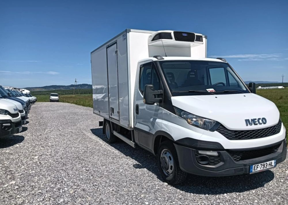 Iveco 35C13, 35C12, 35C14, 35C15 - Carrinha frigorífica: foto 5 Iveco 35C13, 35C12, 35C14, 35C15 - Carrinha frigorífica: foto 5