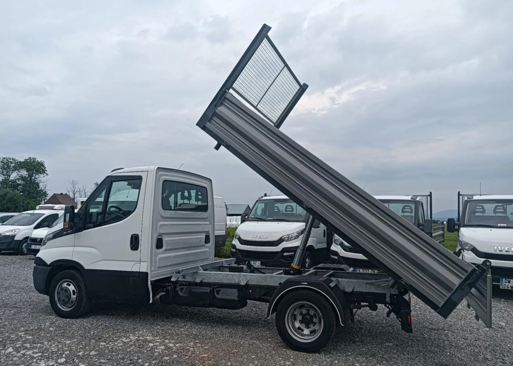 Iveco 35C13, 35C12, 35C14, 35C15 - Carrinha basculante: foto 4 Iveco 35C13, 35C12, 35C14, 35C15 - Carrinha basculante: foto 4