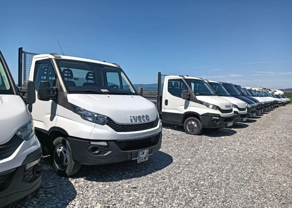 Iveco 35C13, 35C12, 35C14, 35C15 - Carrinha frigorífica: foto 4 Iveco 35C13, 35C12, 35C14, 35C15 - Carrinha frigorífica: foto 4
