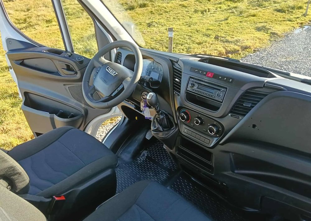 Iveco DAILY 35C13, 35C13, 35C15 - Carrinha basculante: foto 3 Iveco DAILY 35C13, 35C13, 35C15 - Carrinha basculante: foto 3