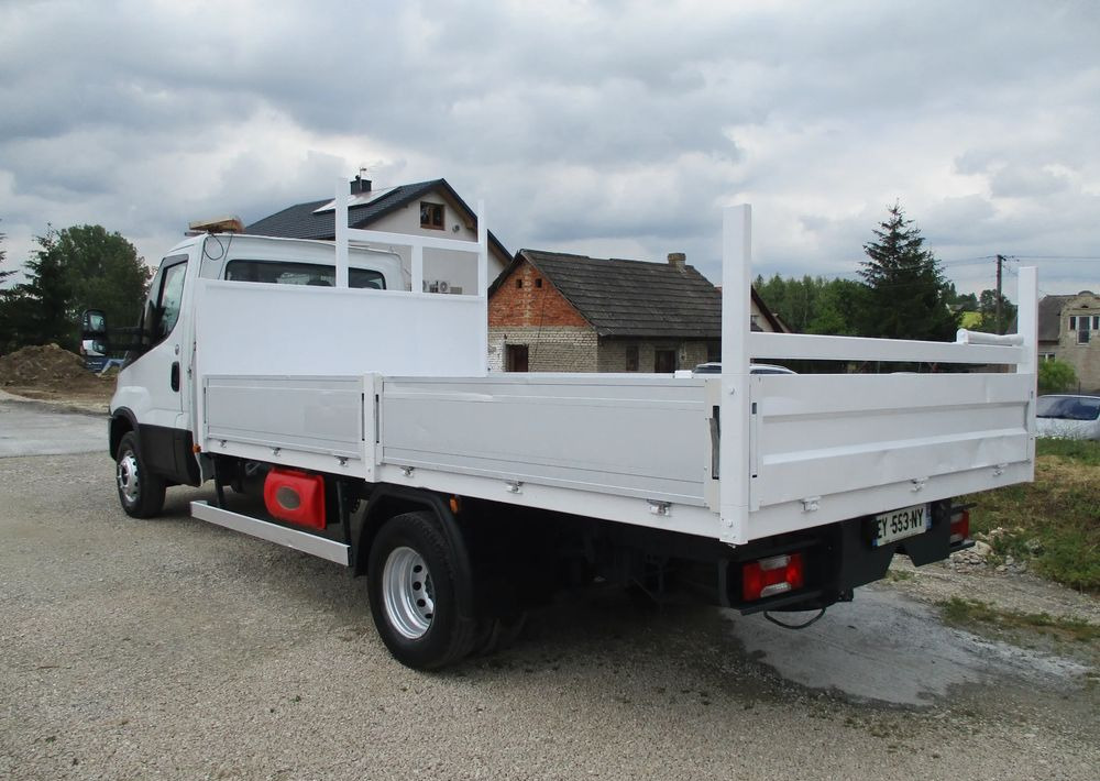 Iveco Daily 3.0 na bliźniaku 70C18 skrzynia, laweta, rama, HDS, 70-180 kiper - Camião de caixa aberta/ Plataforma: foto 5 Iveco Daily 3.0 na bliźniaku 70C18 skrzynia, laweta, rama, HDS, 70-180 kiper - Camião de caixa aberta/ Plataforma: foto 5