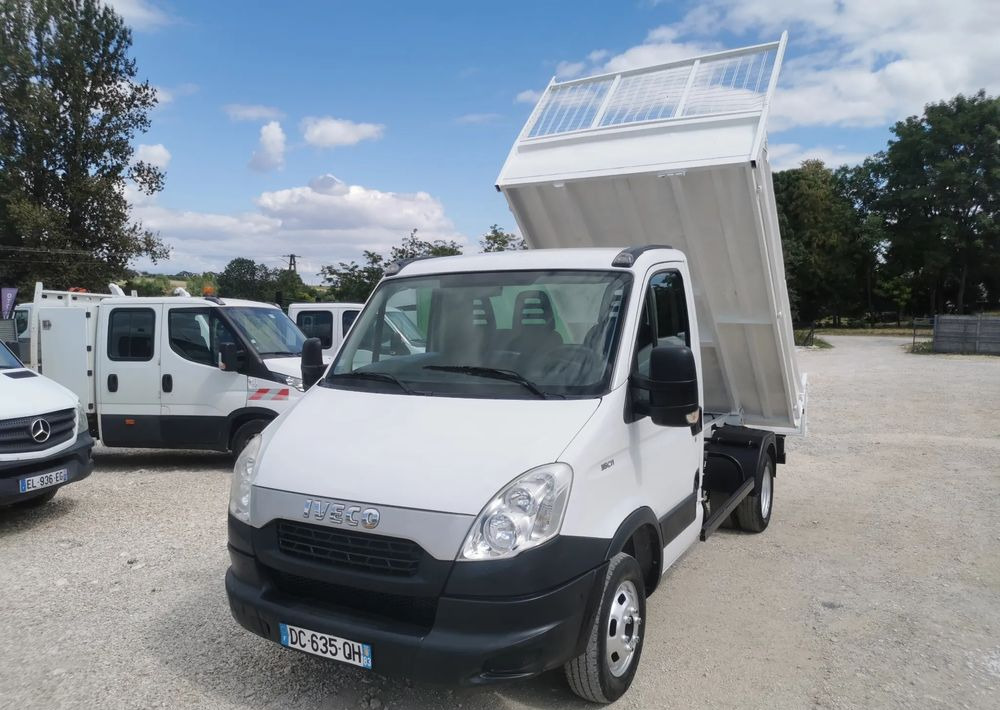 Iveco Daily 35C11 Kiper wywrotka Hak Bliźniak sprowadzony 35C12 - Carrinha basculante: foto 1 Iveco Daily 35C11 Kiper wywrotka Hak Bliźniak sprowadzony 35C12 - Carrinha basculante: foto 1