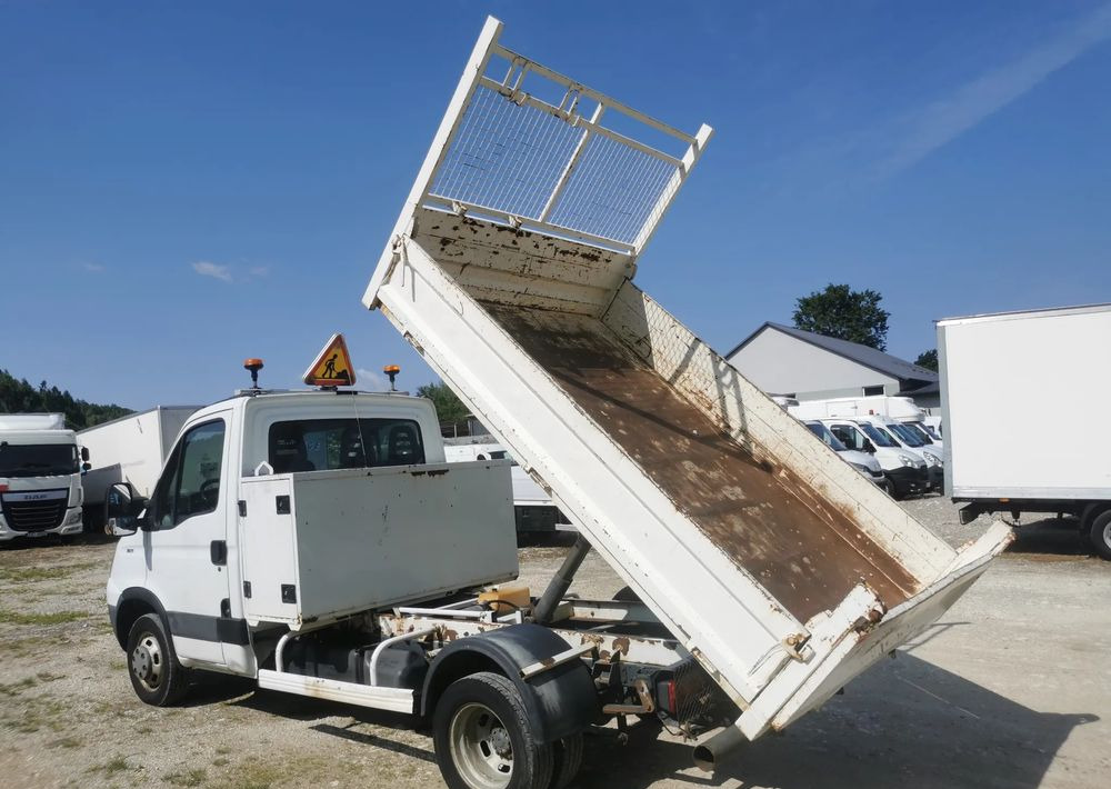 Iveco Daily 35C11 Kiper wywrotka Hak Bliźniak sprowadzony - Carrinha basculante: foto 5 Iveco Daily 35C11 Kiper wywrotka Hak Bliźniak sprowadzony - Carrinha basculante: foto 5