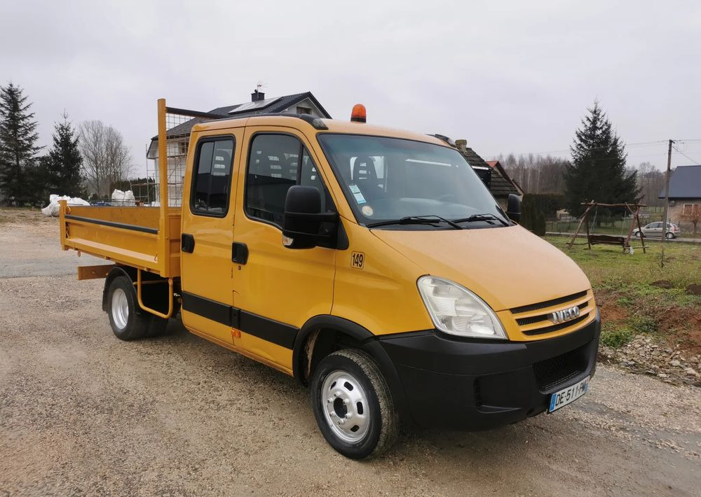 Iveco Daily 35C12 Brygadówka wywrotka Dubel hak kiper doka 35C13 - Carrinha basculante: foto 1 Iveco Daily 35C12 Brygadówka wywrotka Dubel hak kiper doka 35C13 - Carrinha basculante: foto 1