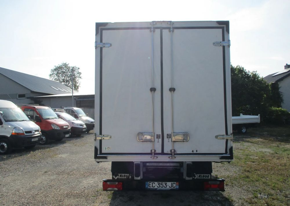 Iveco Daily 35C13 chłodnia Mroźnia na bliźniaku 35-130 Thermo King agregat - Carrinha frigorífica: foto 5 Iveco Daily 35C13 chłodnia Mroźnia na bliźniaku 35-130 Thermo King agregat - Carrinha frigorífica: foto 5